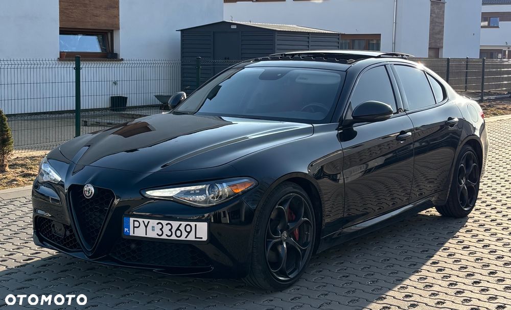 Alfa Romeo Giulia 2.0 Turbo 16V AT8 Veloce - 1