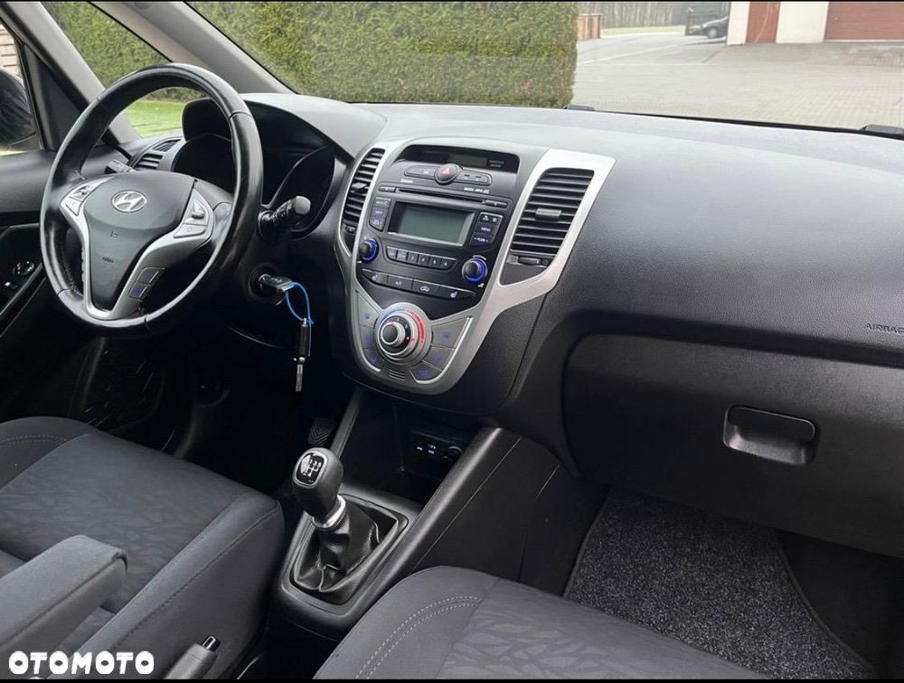 Hyundai ix20 1.4 Trend - 37