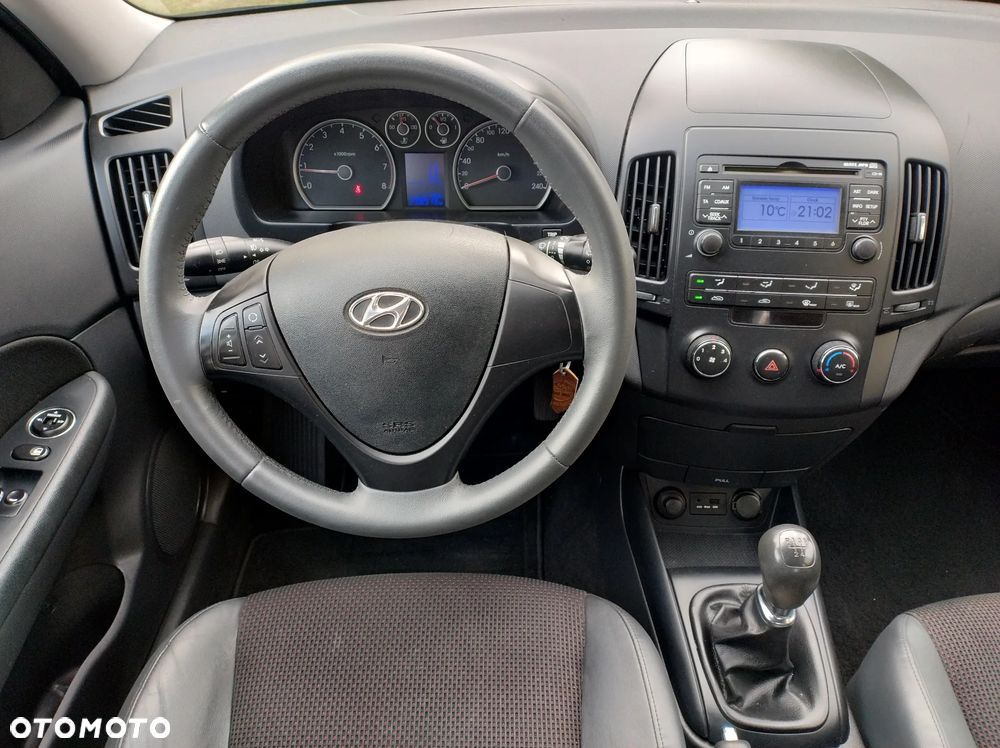 Hyundai i30 1.4 blue Comfort - 16