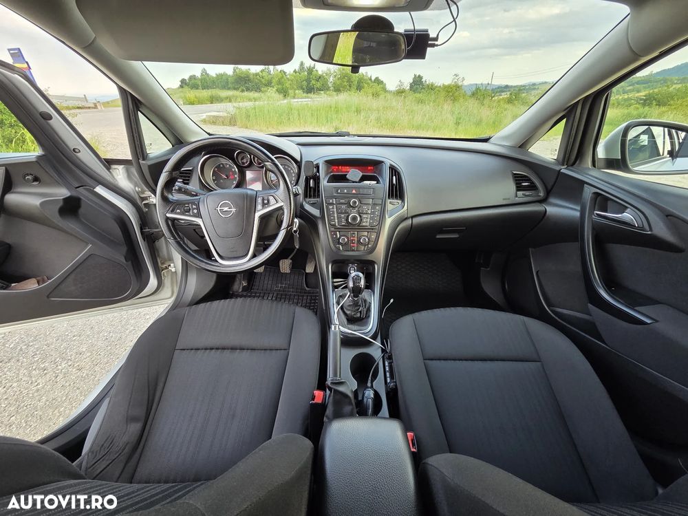 Opel Astra 1.6 CDTI ECOTEC Start/Stop Dynamic - 7