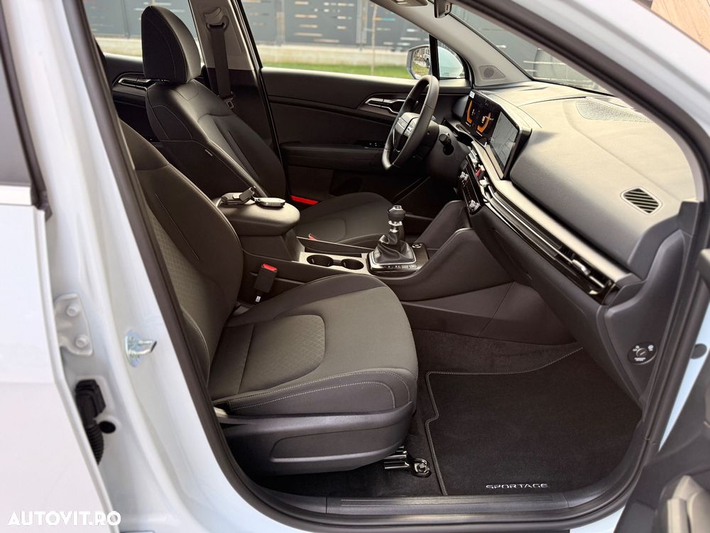 Kia Sportage PE 1.6 T-GDI 6MT 4x2 Comfort Line - 23