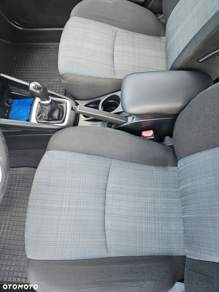 Kia Ceed 1.6 Comfort + - 22