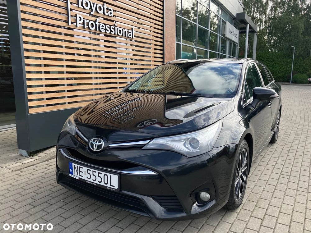 Toyota Avensis 2.0 D-4D Premium - 1
