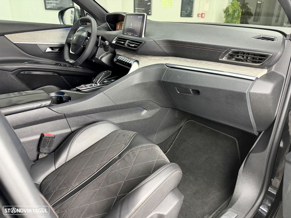 Peugeot 5008 2.0 BlueHDi GT Line EAT8 - 27