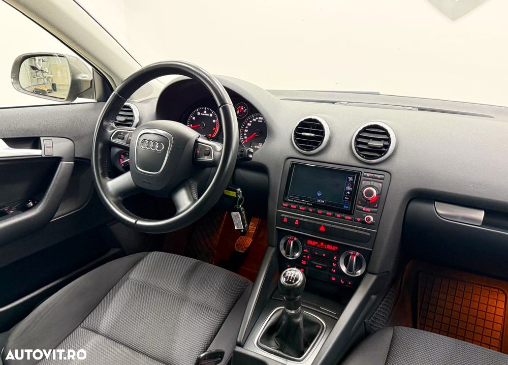 Audi A3 Sportback 1.2 TFSI Attraction - 17