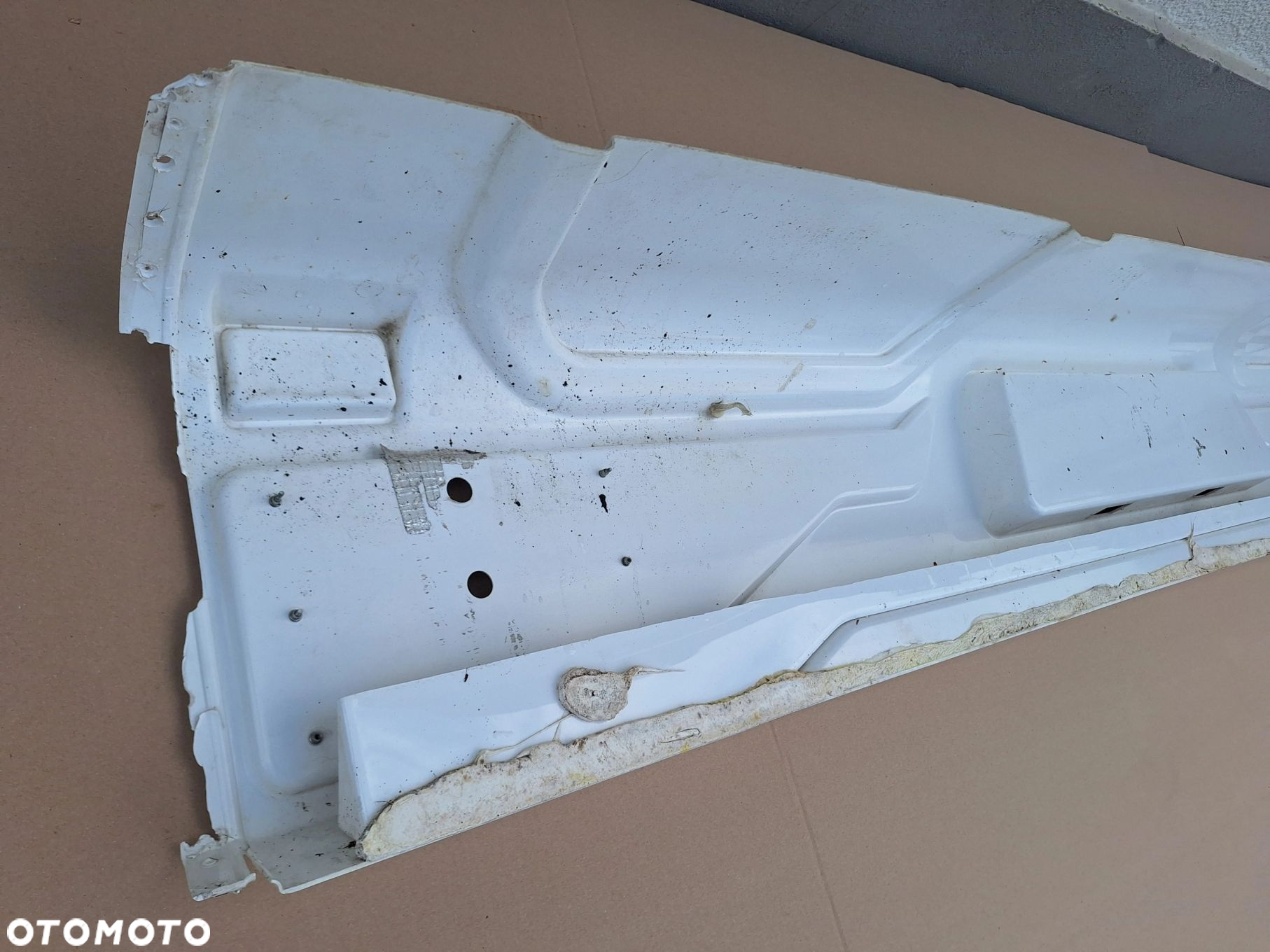 KAMPER RENAULT MASTER AHORN CAMP T690 PLUS ORYG. ZDERZAK TYŁ TYLNY - 9