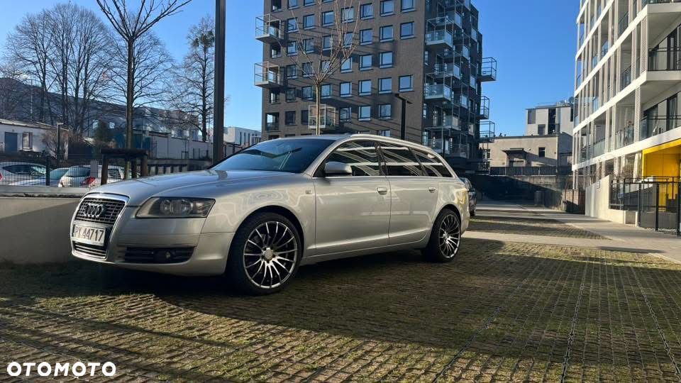 Audi A6 Avant - 1