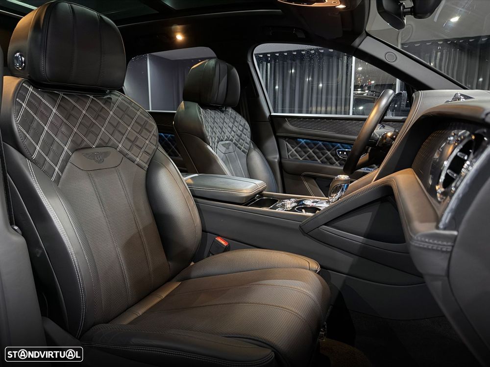 Bentley Bentayga V8 Atelier Edition - 48
