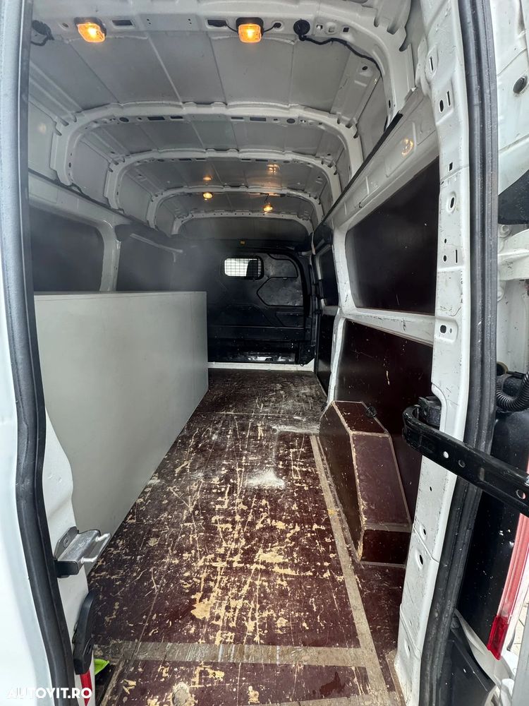 Ford Transit Custom - 9