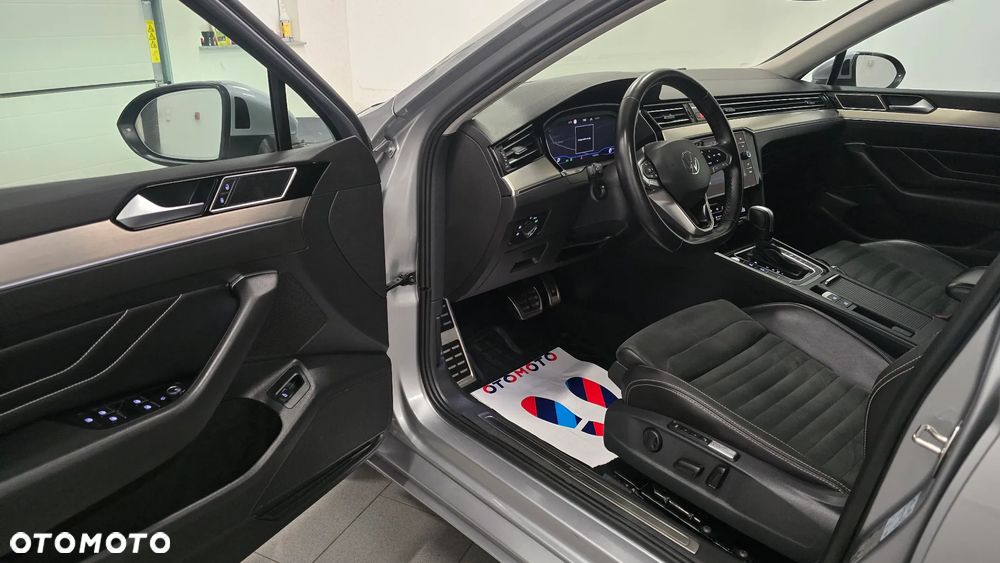 Volkswagen Passat - 5