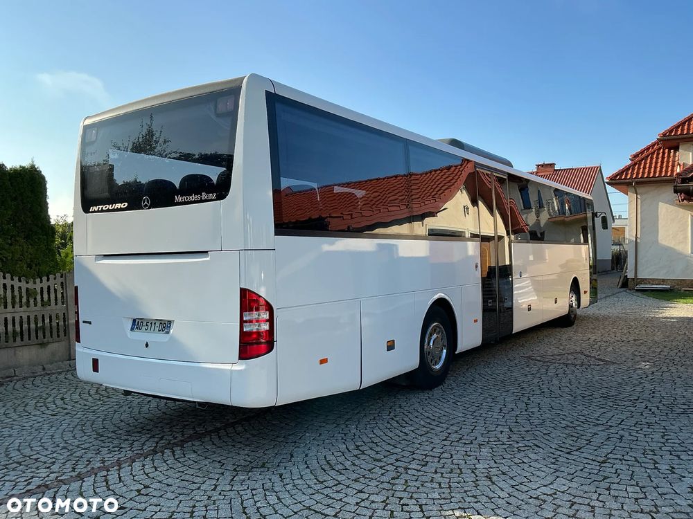 Mercedes-Benz INTOURO m - 4