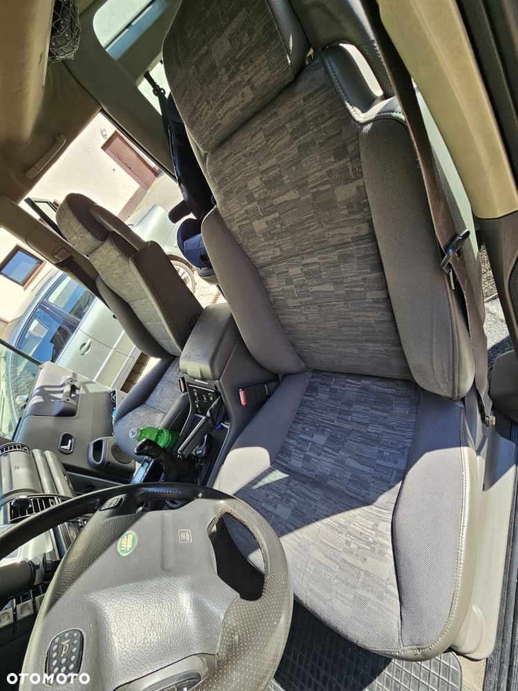 Land Rover Discovery II 2.5 TD E - 11