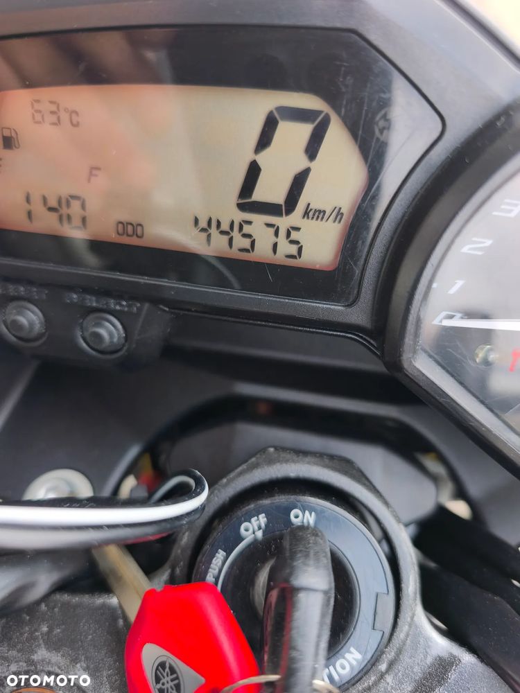 Yamaha XJ - 25