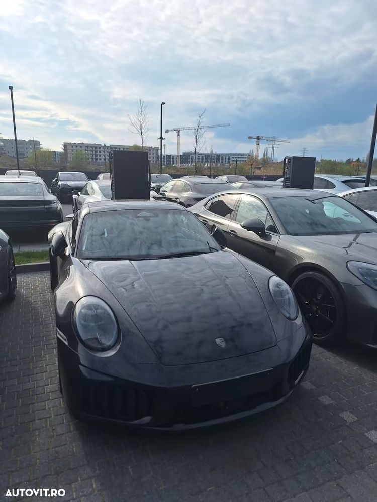 Porsche 911-TURBO-S - 5
