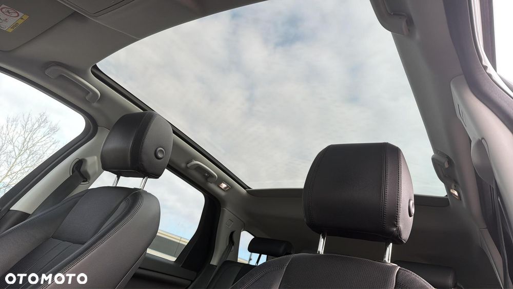 Land Rover Discovery Sport 2.0 TD4 HSE - 32