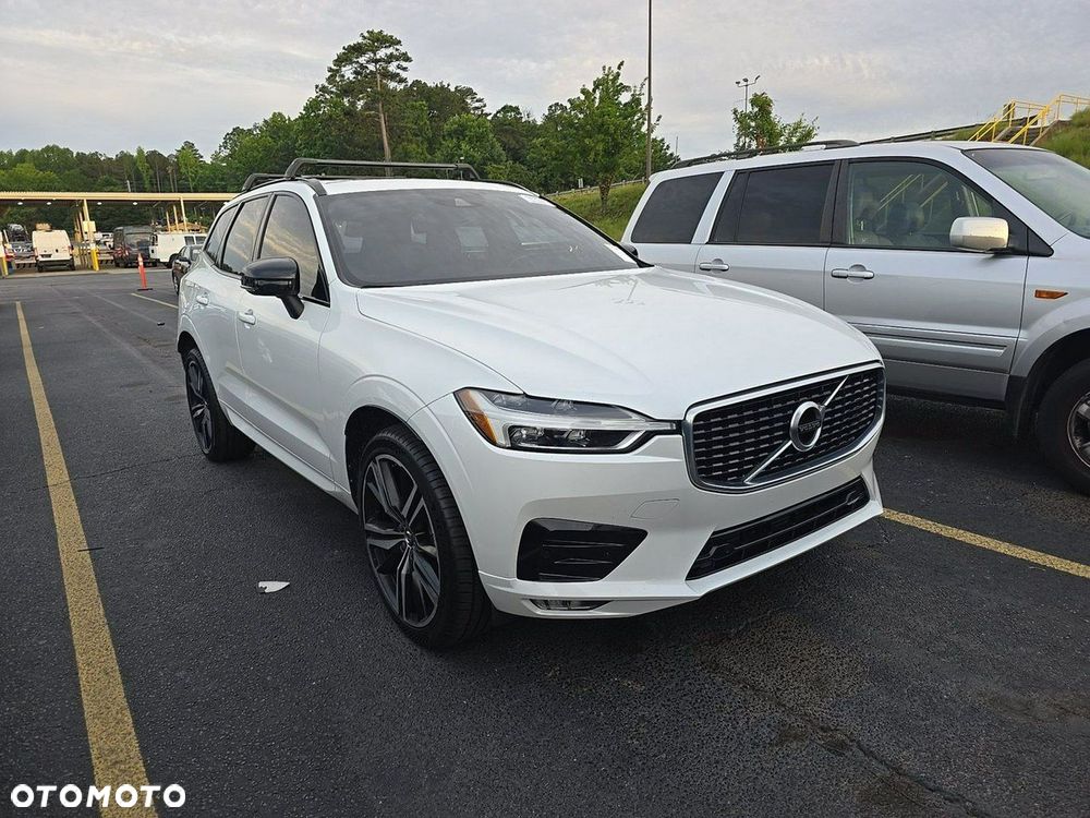 Volvo XC 60 T5 AWD R-Design - 1
