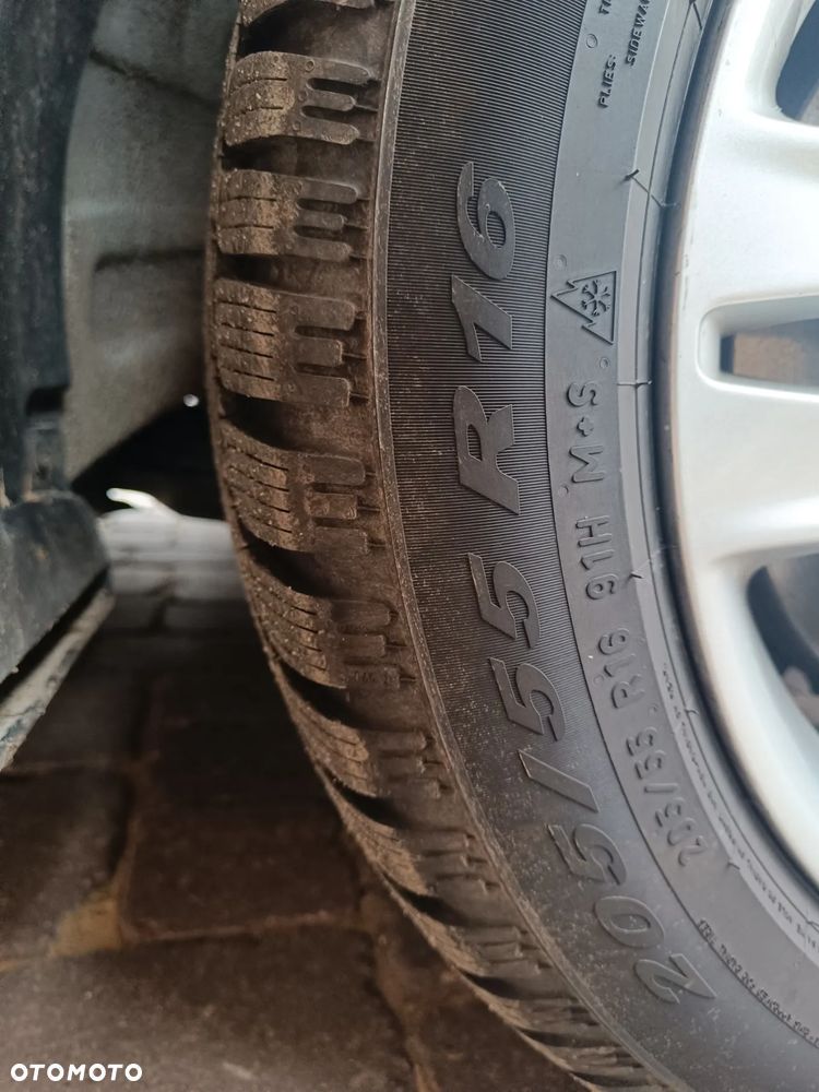 Kia Ceed 1.6 CRDi SCR M DCT - 29