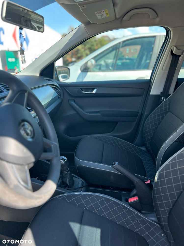 Skoda Fabia 1.0 Ambition - 14
