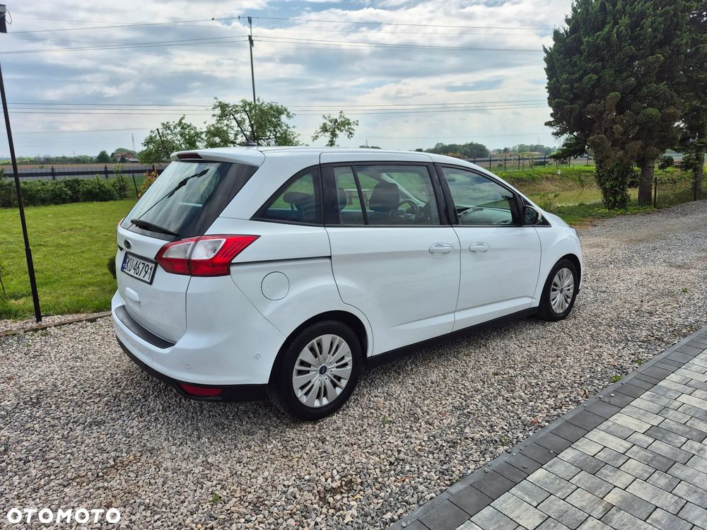 Ford Grand C-MAX - 14