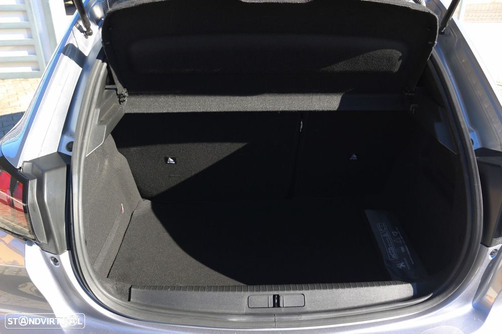 Peugeot 208 1.2 PureTech Active Pack - 36