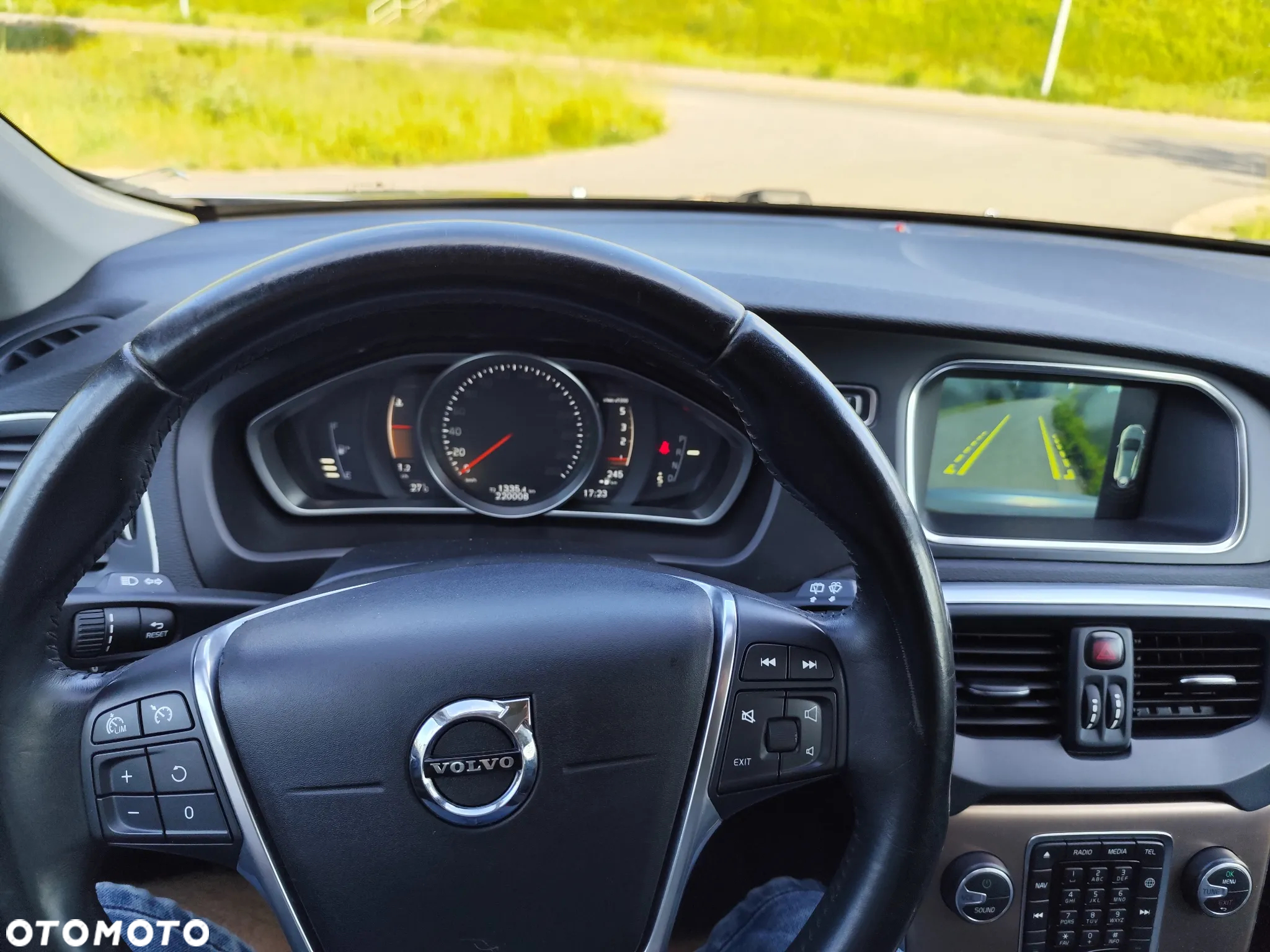 Volvo V40 Cross Country - 7
