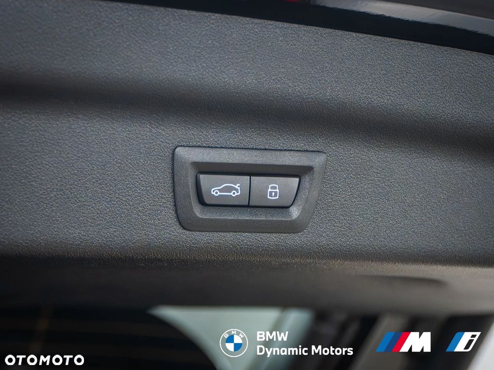 BMW X1 sDrive18d - 15