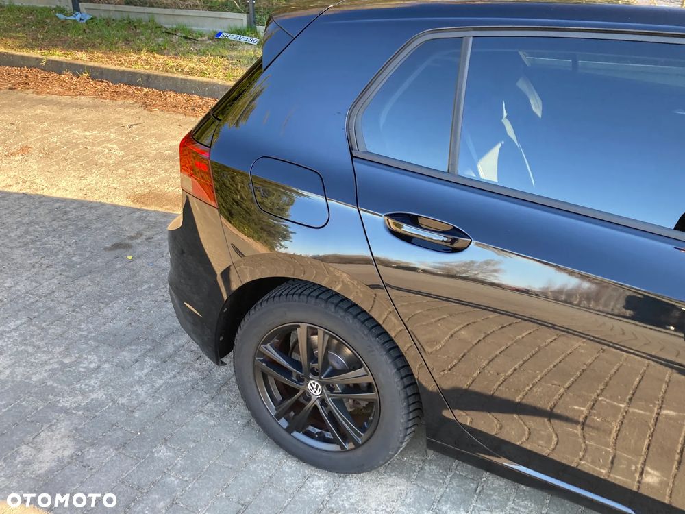 Volkswagen Golf 1.5 eTSI OPF DSG Style - 9