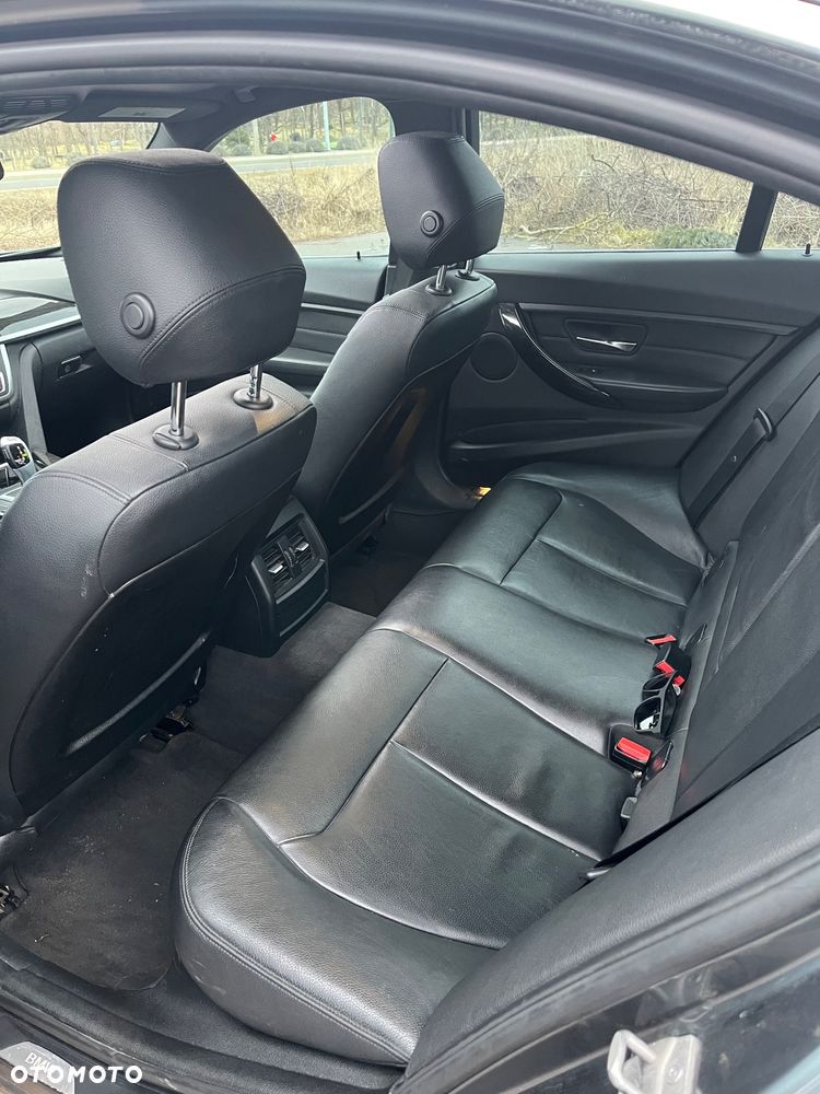 BMW Seria 3 328i xDrive Luxury Line - 8