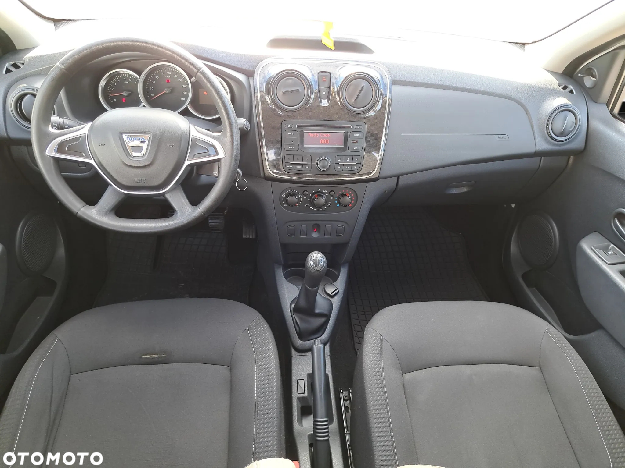 Dacia Sandero SCe 75 Acces - 15