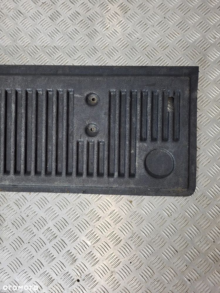 Mitsubishi L200 IV Osłona Tapicerka Klapy - 2