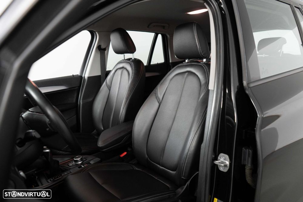 BMW X1 25 e xDrive Corporate Edition - 9