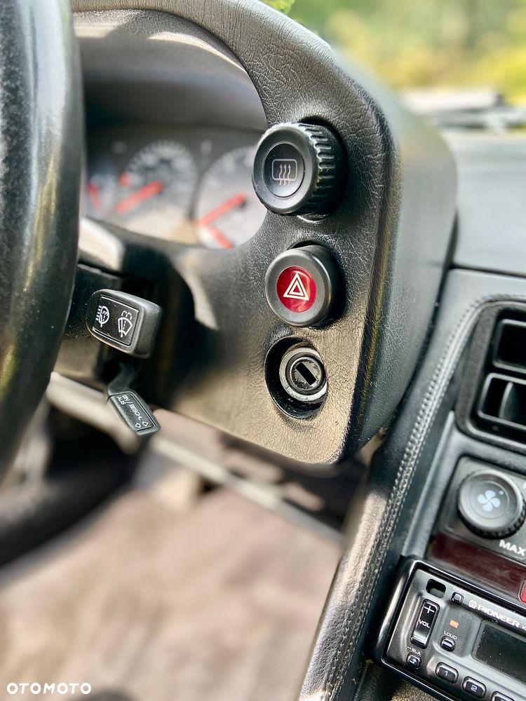 Porsche 928 - 32