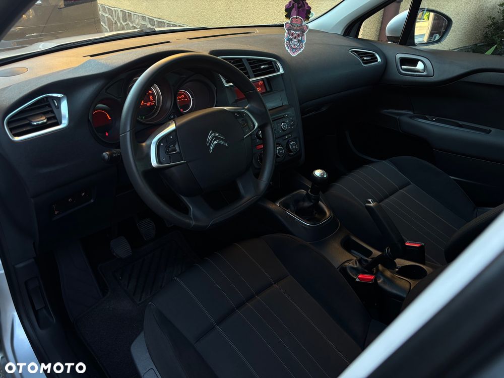 Citroën C4 VTi 120 Attraction - 6