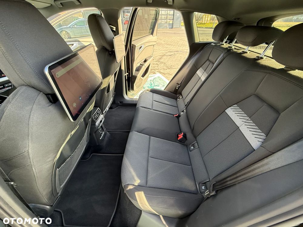 Audi Q4 e-tron 50 quattro - 16