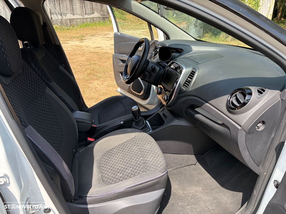 Renault Captur 0.9 TCE Exclusive - 6