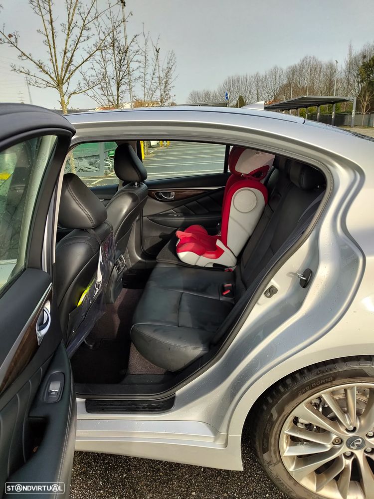 Infiniti Q50 Q50S 3.0t Sport - 9