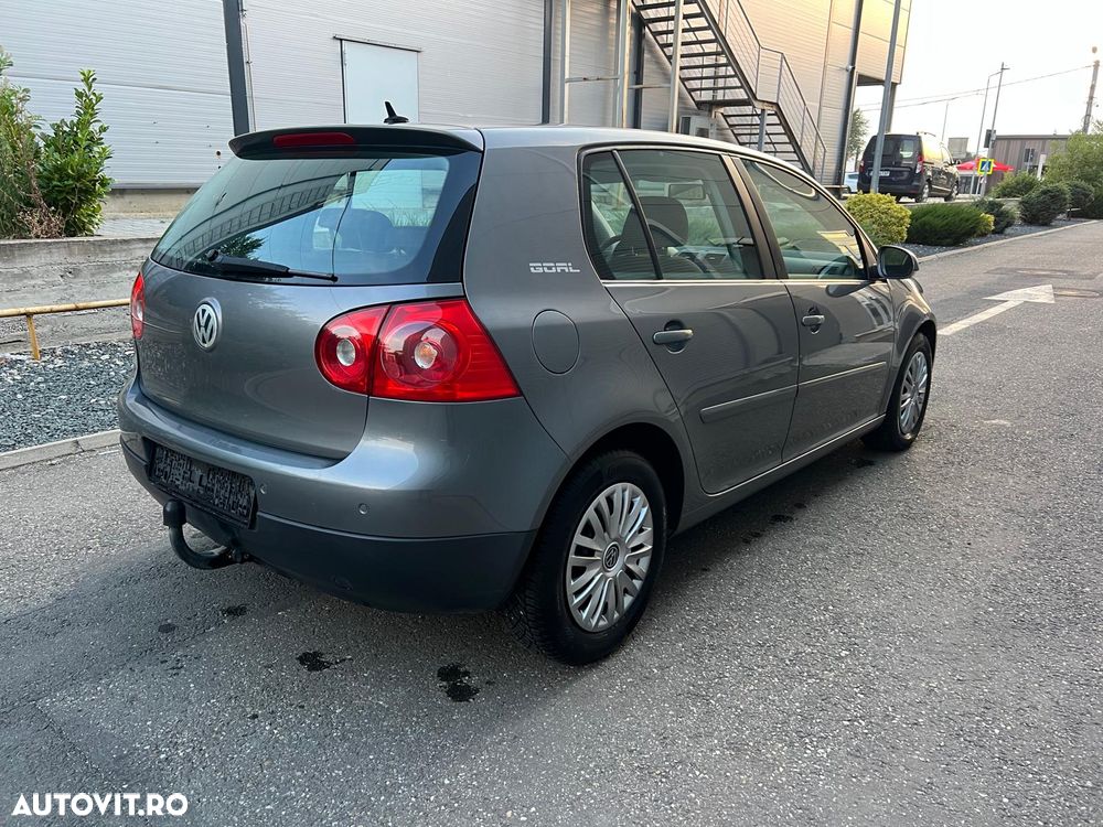 Volkswagen Golf - 3