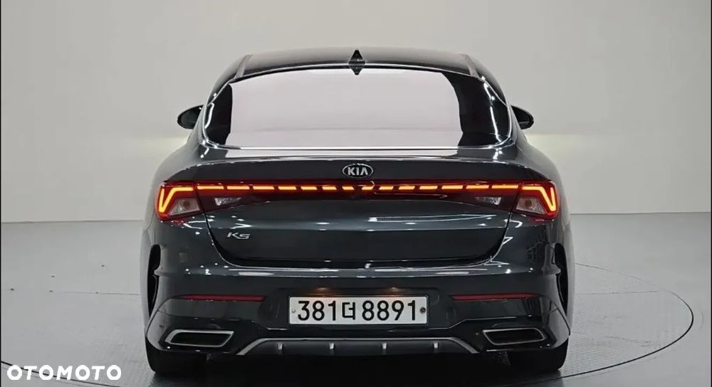 Kia K5 - 4