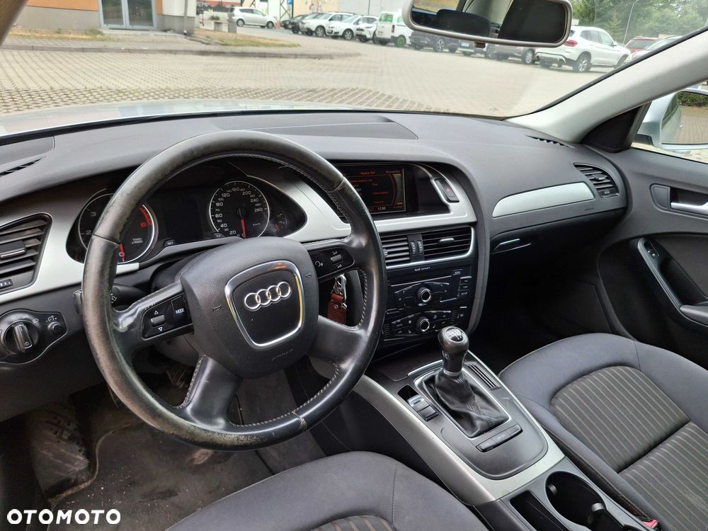 Audi A4 Avant - 5