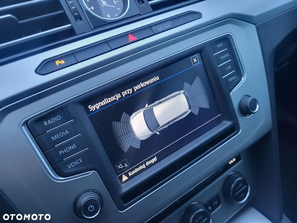 Volkswagen Passat Variant 2.0 TDI SCR Comfortline - 11