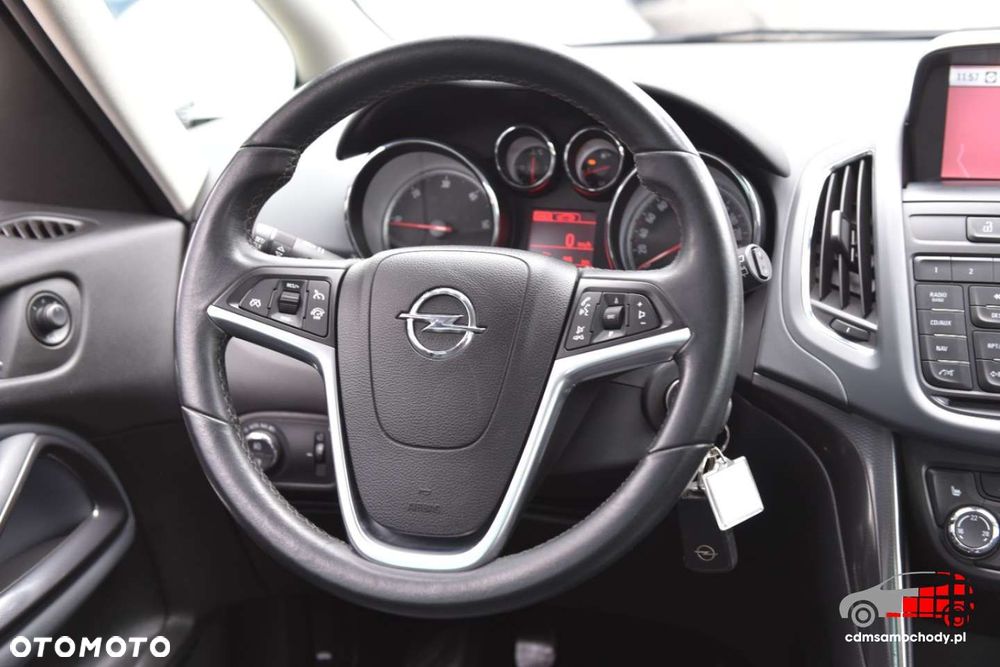 Opel Zafira - 27