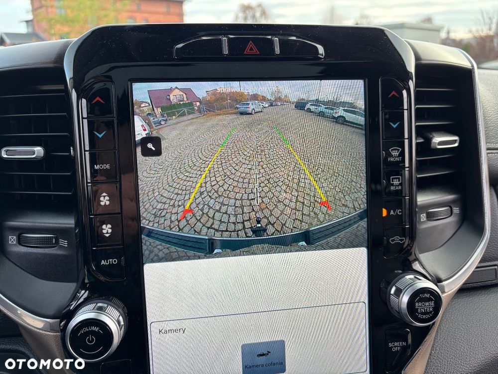 RAM 1500 Quad Cab Laramie - 34