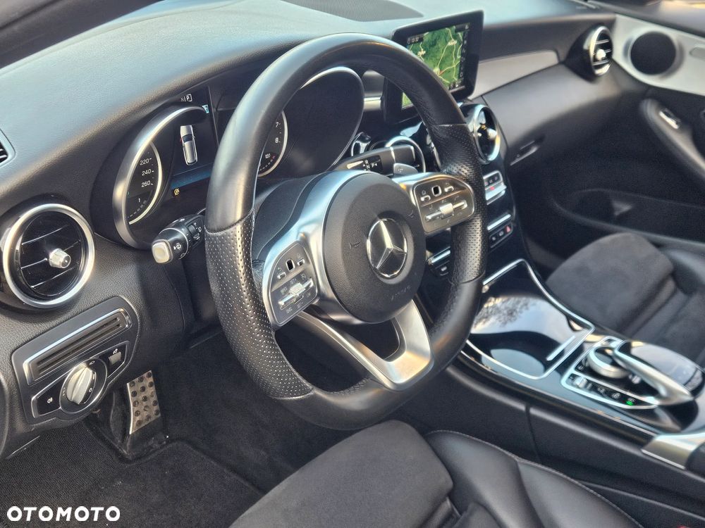 Mercedes-Benz Klasa C 180 9G-TRONIC - 13