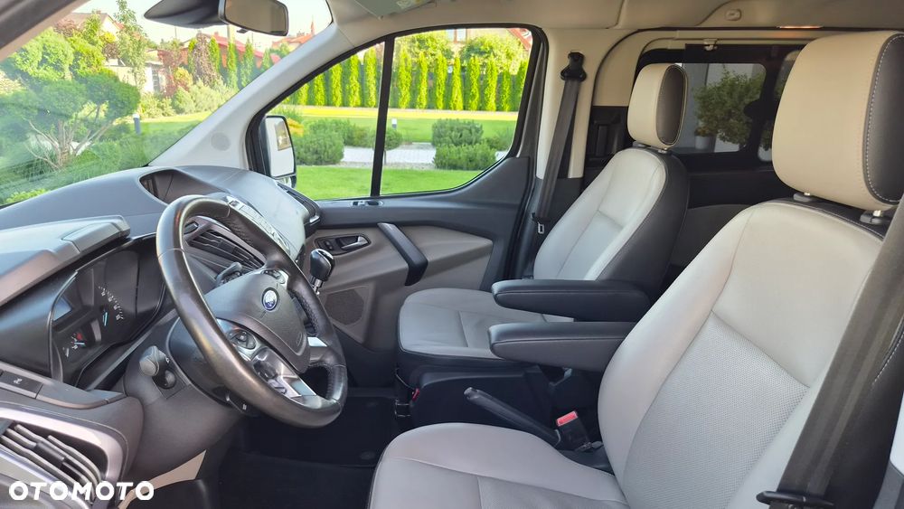 Ford Tourneo Custom 2.0 TDCi L2 Titanium - 11
