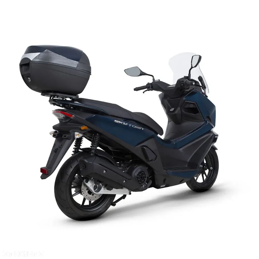 Kymco Skytown - 6