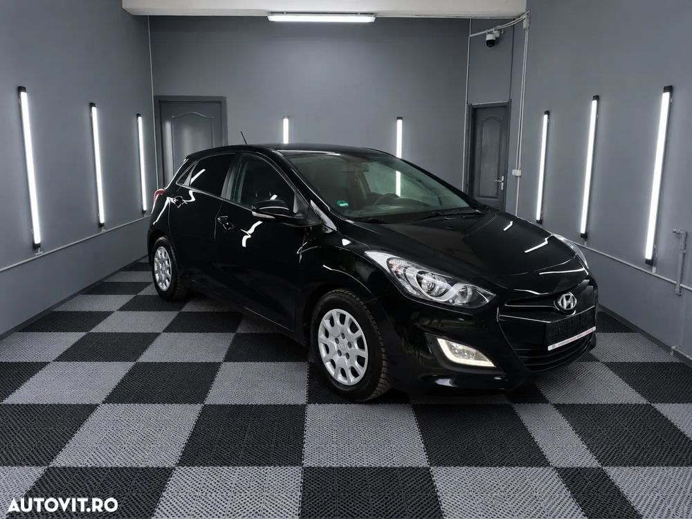 Hyundai i30 1.6 CRDI Highway - 3