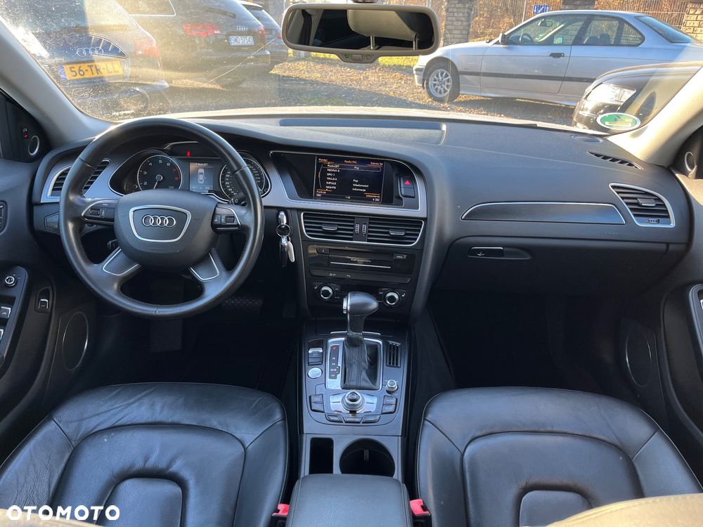 Audi A4 Limousine 2.0 TFSI multitronic S line Sportpaket - 5