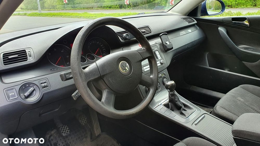 Volkswagen Passat 1.9 TDI Trendline - 9