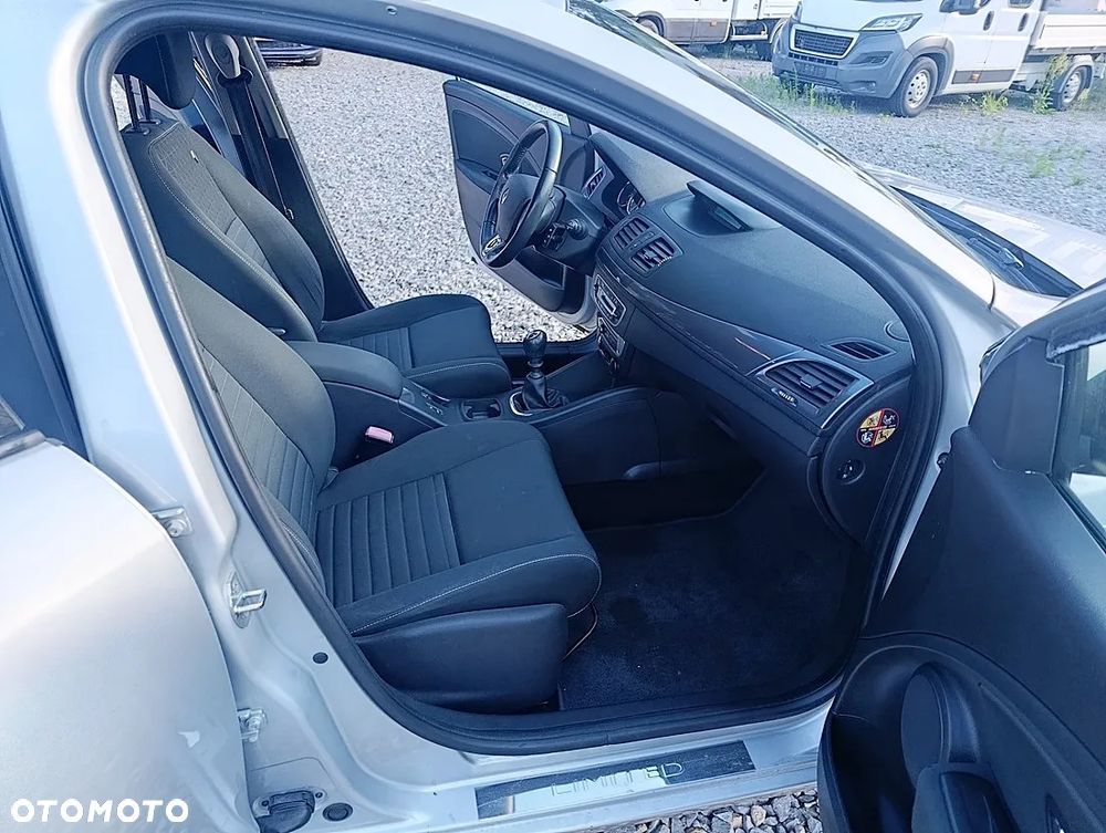 Renault Megane 1.2 16V TCe Energy Limited - 13