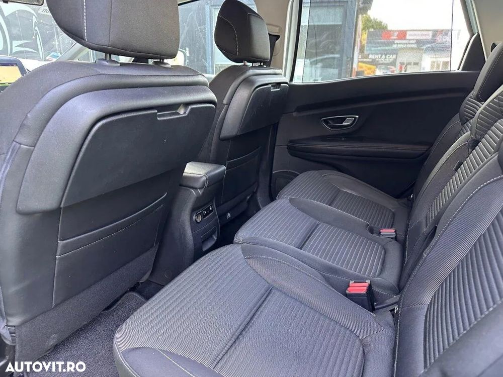 Renault Scenic - 8